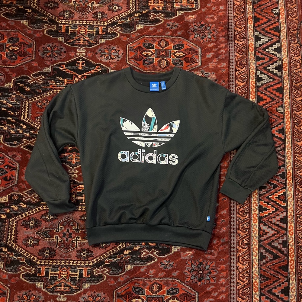Adidas crew sweater floral pattern